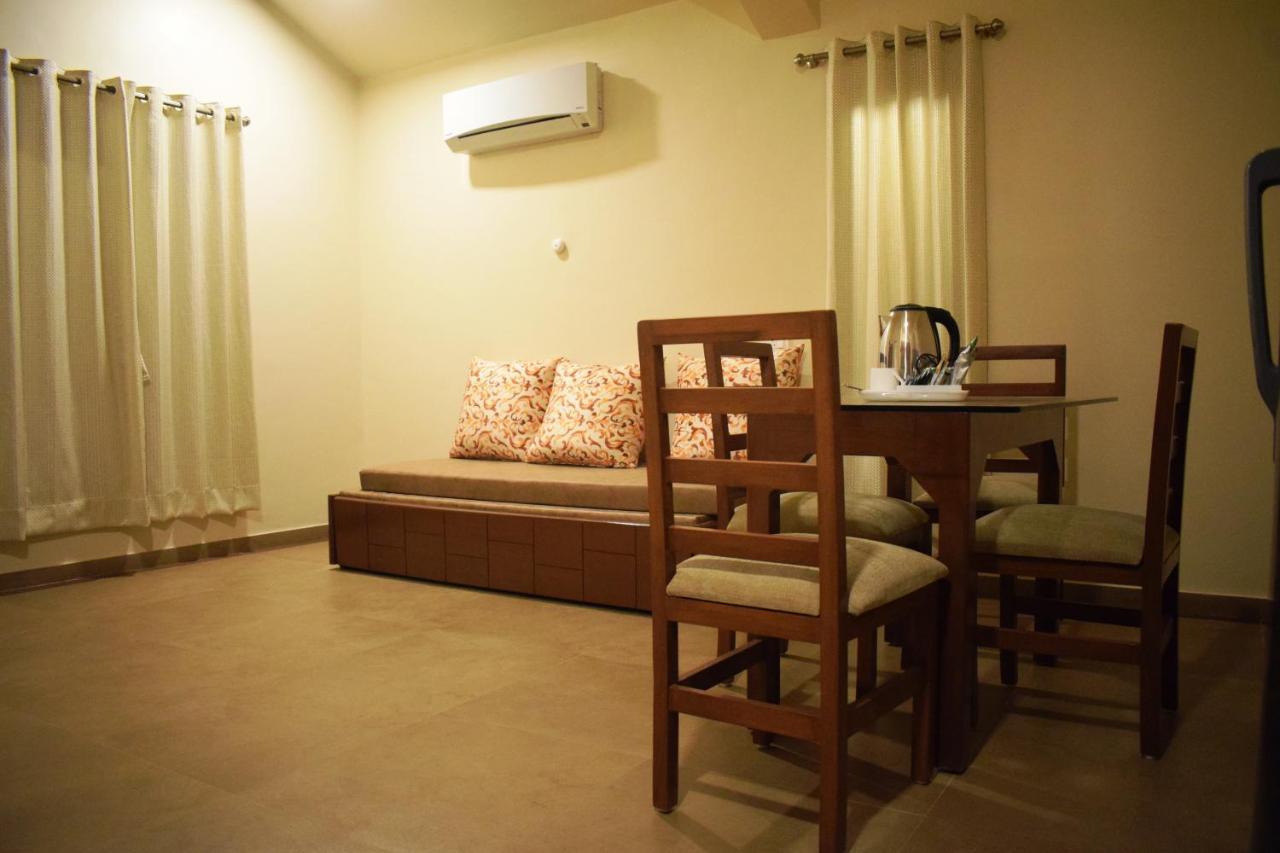 Regenta Resort Mango Village Guhagar Kudān エクステリア 写真